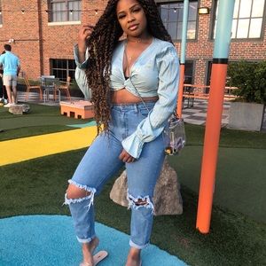 Blue long sleeve floral  satin crop top